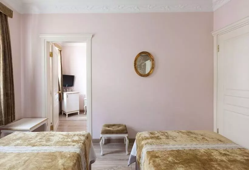 Family Room, Romantic Hotel Istanbul