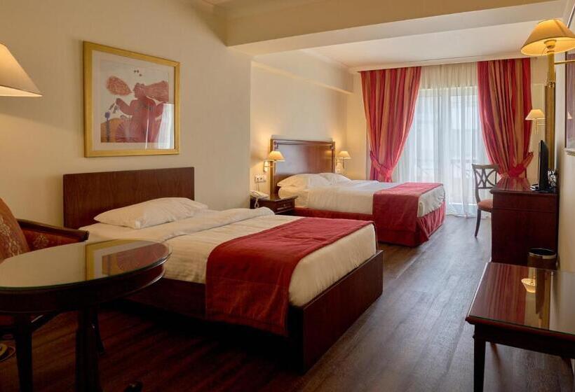 スタンダードトリプルルーム, Volos Palace