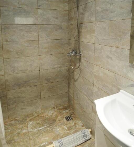 شقة غرفة واحدة, Katia Beach