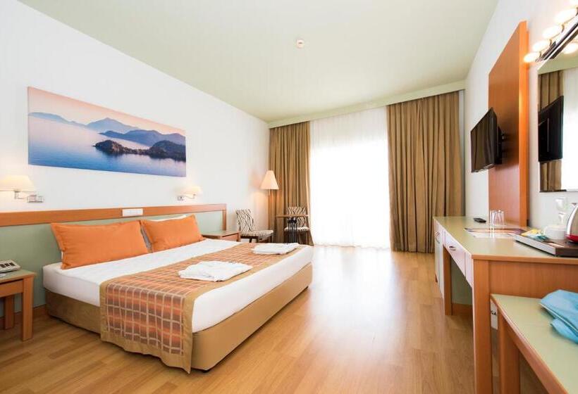 Номер Стандарт, Aqi Hydros Club