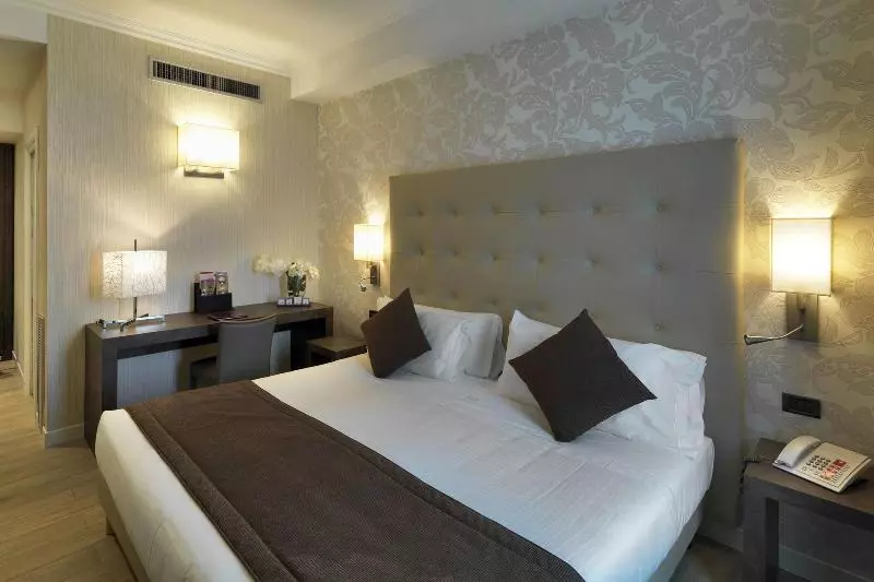 デラックスルーム, Centara Karon Resort Phuket   Sha Extra Plus