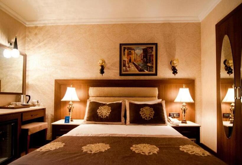 Standard Room, Grand Hilarium