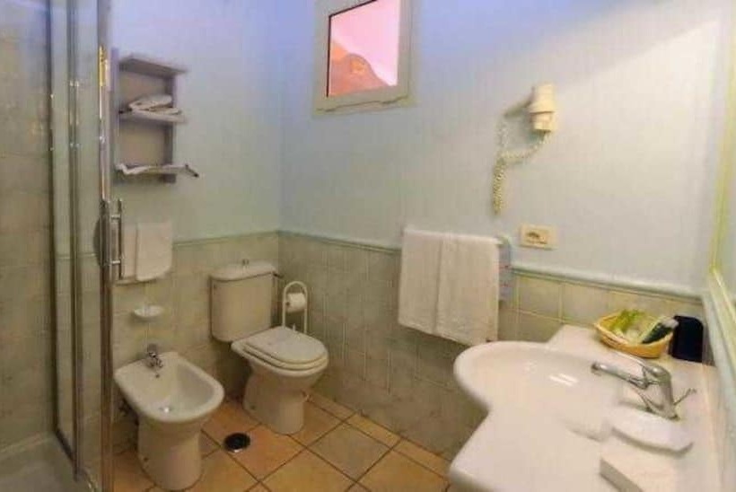 Трехместный Номер Комфорт, Grand Hotel In Porto Cervo