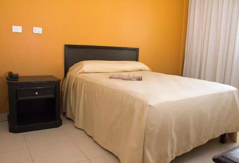 اتاق استاندارد یک نفره, Miraflores Villahermosa