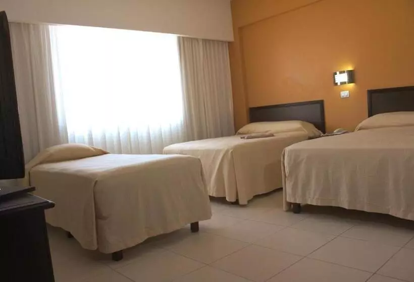 اتاق استاندارد سه نفره, Miraflores Villahermosa
