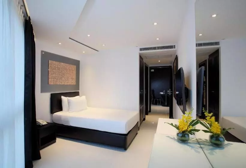 スーペリアトリプルルーム, Nova Suites Pattaya By Compass Hospitality