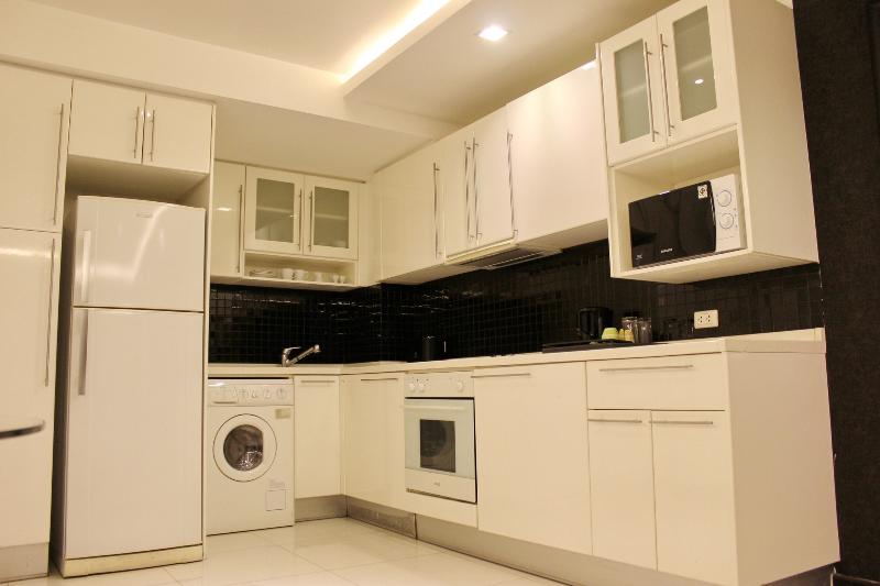 سوییت لوکس, Nova Suites Pattaya By Compass Hospitality