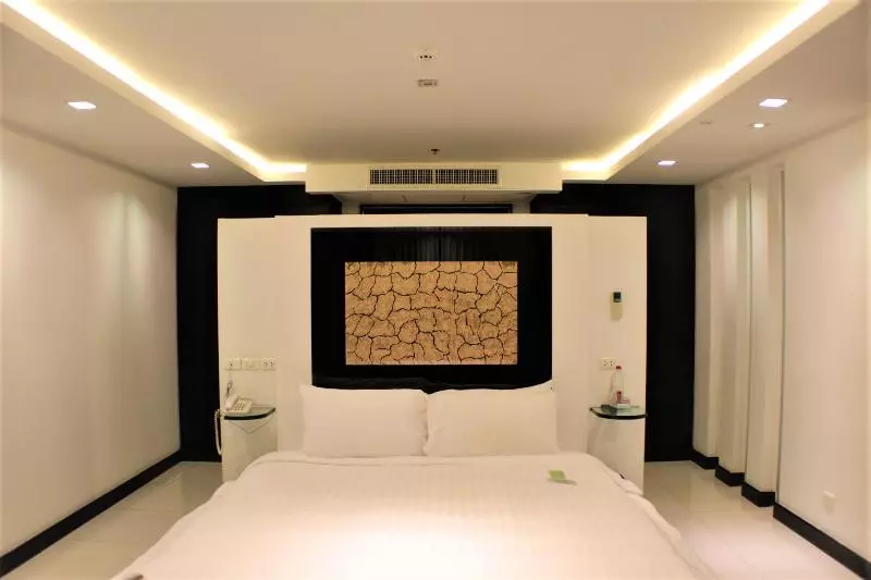 デラックススイート, Nova Suites Pattaya By Compass Hospitality