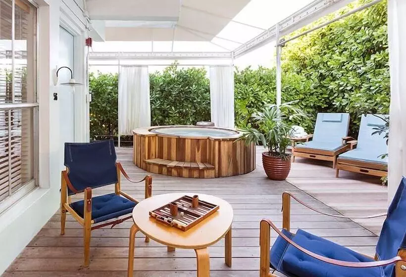 اتاق استاندارد با تراس, The Standard Miami