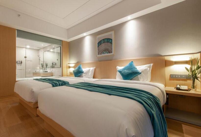 غرفة أساسية, Shanghai Baixia Pagoda