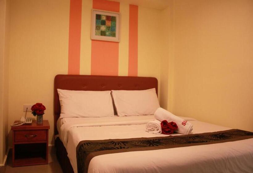 Номер Deluxe, Sun Inns Permas Jaya