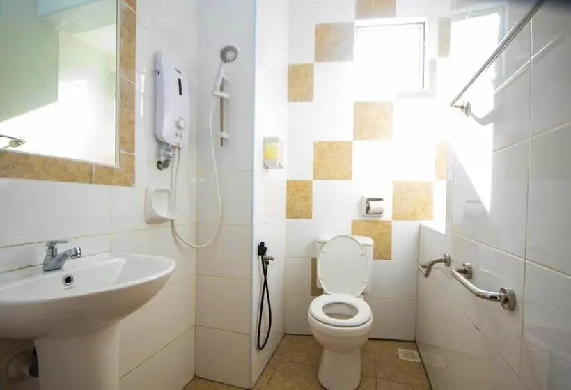 スタンダード４人部屋, Sun Inns Permas Jaya