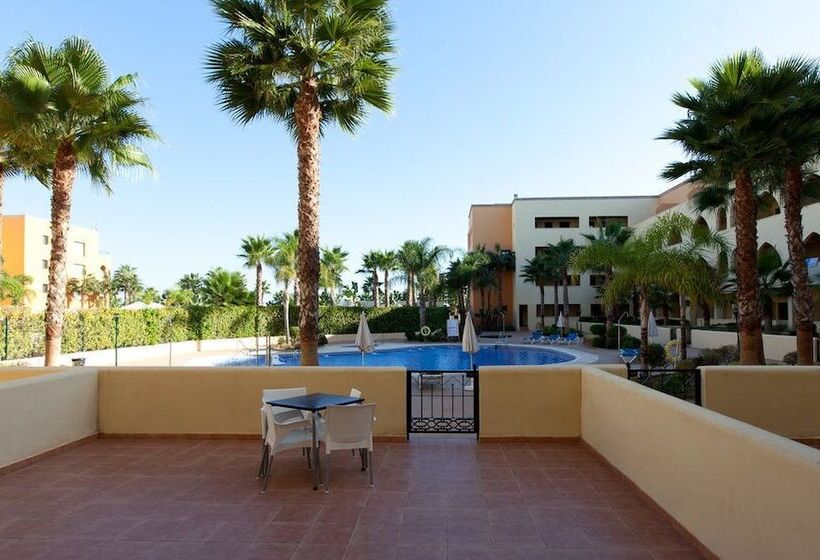 Апартаменты 2 Спальни, Apartamentos Playamarina