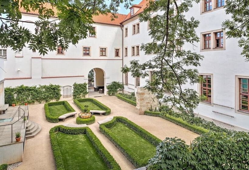 سوییت لوکس, Augustine, A Luxury Collection Hotel, Prague