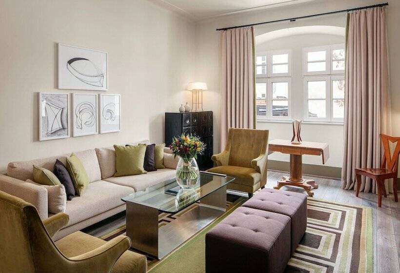 سوییت لوکس, Augustine, A Luxury Collection Hotel, Prague