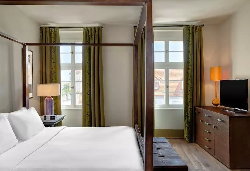 Executive-sviitti, Augustine, A Luxury Collection Hotel, Prague