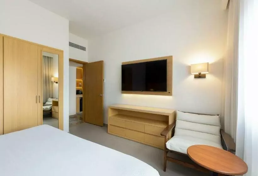 سوییت جونیور, Courtyard By Marriott Cancun Airport