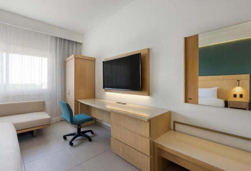 스탠다드 룸 킹사이즈 침대, Courtyard By Marriott Cancun Airport