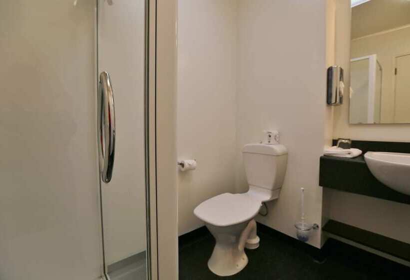 חדר סטנדרט לשלושה, Heartland Hotel Haast