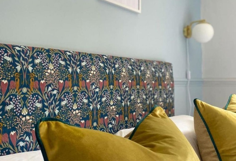 חדר סטנדרט, The Emsworth B&b