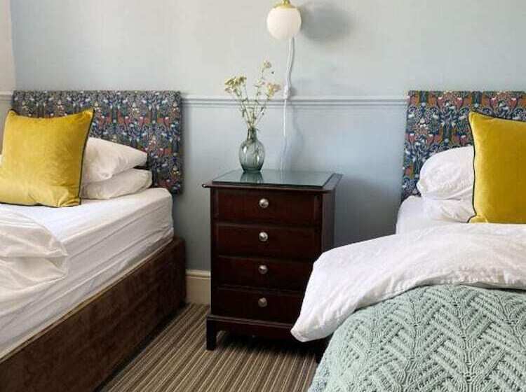 חדר סטנדרט, The Emsworth B&b