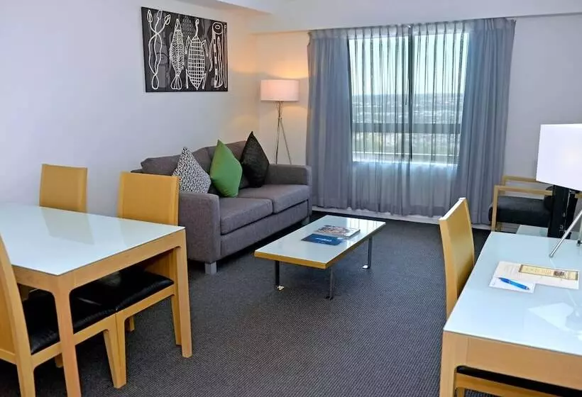 1 Bedroom Apartment City View, Mantra Pandanas