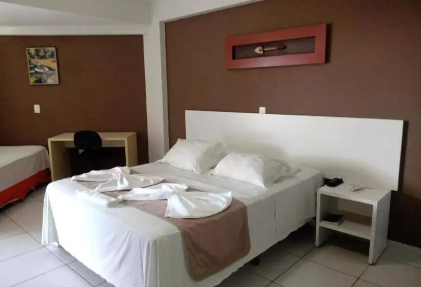デラックスルーム, Marsallis Praia