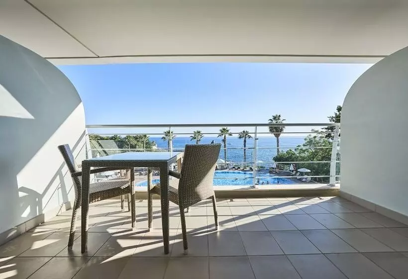 オーシャンビュースーペリアールーム, Melia Madeira Mare
