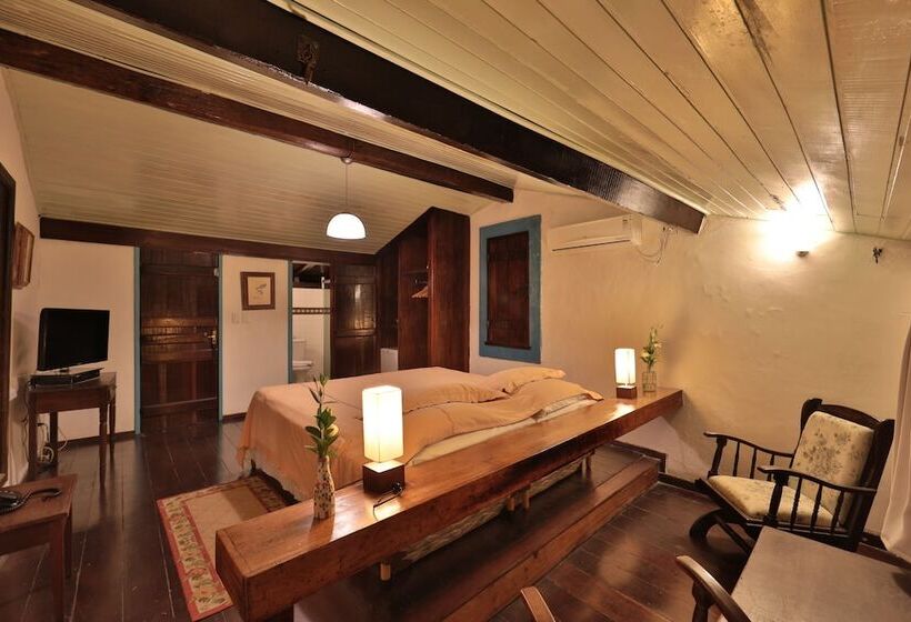 חדר סטנדרט לשלושה, Pousada Do Amparo