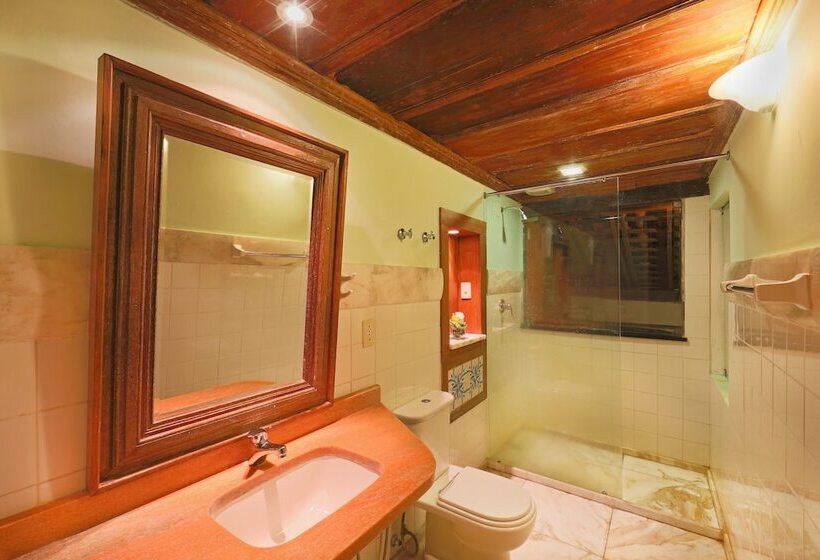 חדר דלוקס לשלושה, Pousada Do Amparo