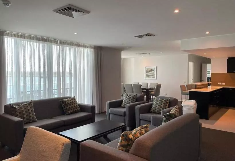 , Ramada Hotel & Suites By Wyndham Ballina Byron