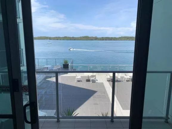 اتاق استاندارد با چشم‌انداز رودخانه, Ramada Hotel & Suites By Wyndham Ballina Byron