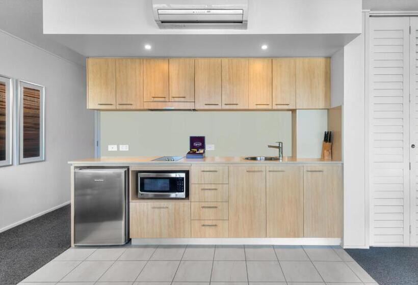 سوئیت با چشم‌انداز رودخانه, Ramada Hotel & Suites By Wyndham Ballina Byron