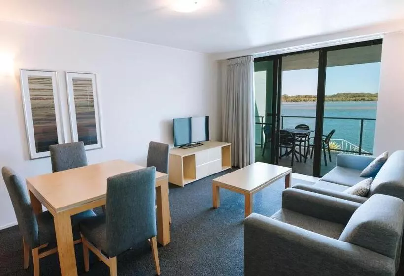 سوئیت با چشم‌انداز رودخانه, Ramada Hotel & Suites By Wyndham Ballina Byron