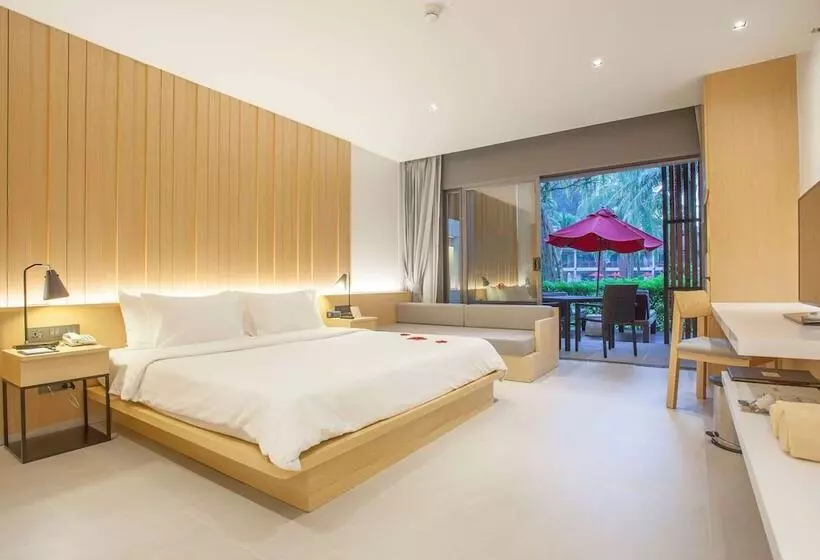 اتاق لوکس, Ramada Resort By Wyndham Khao Lak