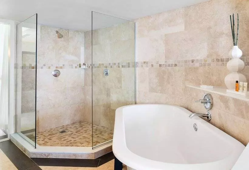 سوییت با چشم‌انداز دریا, Dreams Rose Hall All Inclusive Resort & Spa