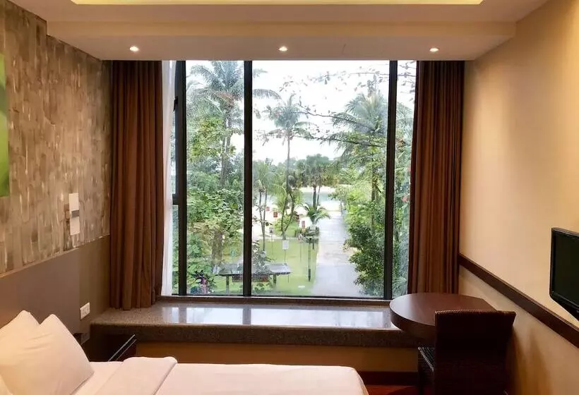 Superior Room, Siloso Beach Resort Sentosa