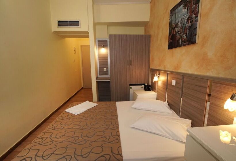 스탠다드 룸, Socrates