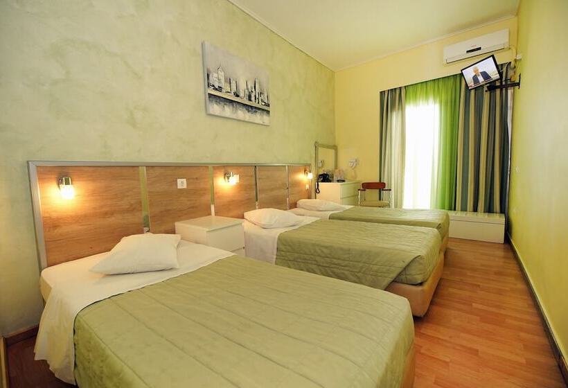 스탠다드 트리플 룸, Socrates