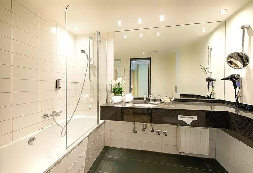 سوییت جونیور, Welcome Hotel Paderborn