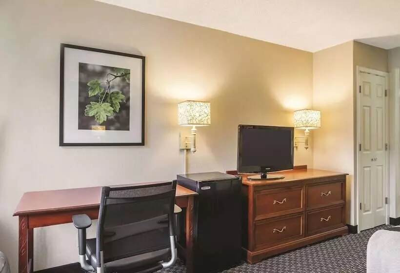 اتاق استاندارد با 2 تخت دوبل, Wingate By Wyndham Brunswick Ga I 95