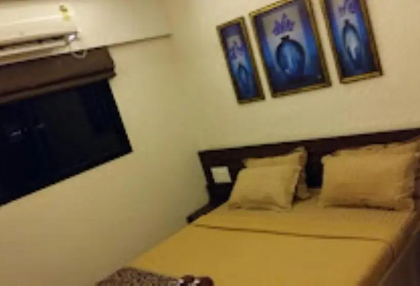 デラックスルーム, Maratha Residency,ratnagiri