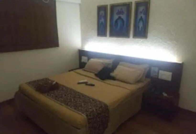 デラックスルーム, Maratha Residency,ratnagiri