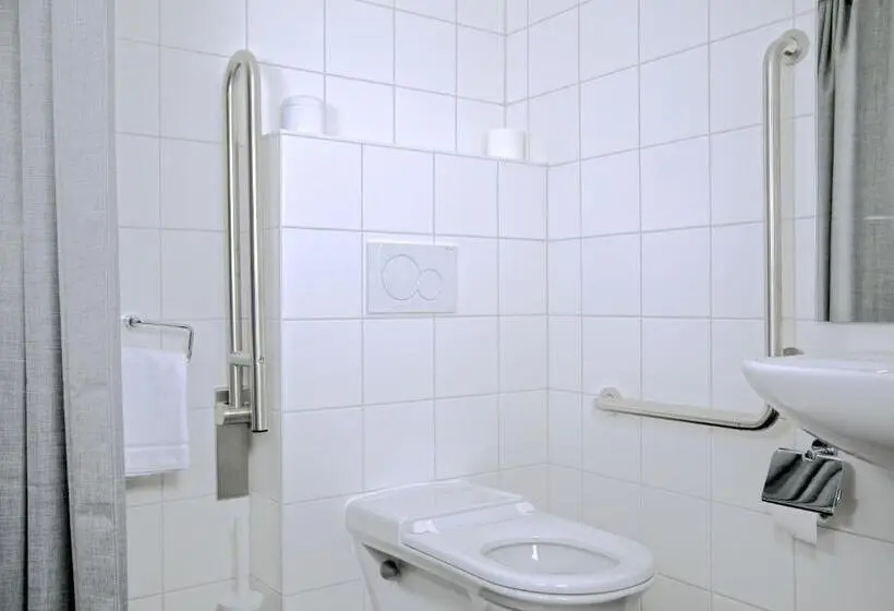 身障者適用スタンダードルーム, Auberge Des Vergers
