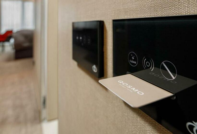 キングサイズベッドのスタンダードルーム, Qosmo Brasov