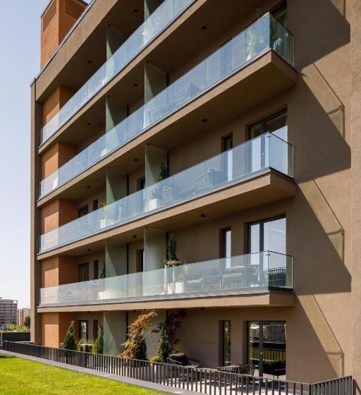 テラス付きスタンダードルーム, Qosmo Brasov