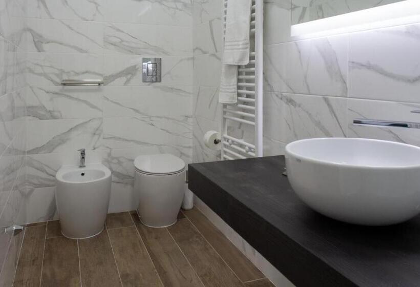 اتاق لوکس, La Maison Foggia