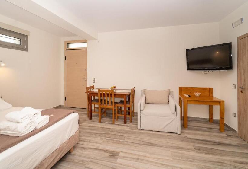 סטודיו דלוקס, Carlos Mansion Luxury Suites