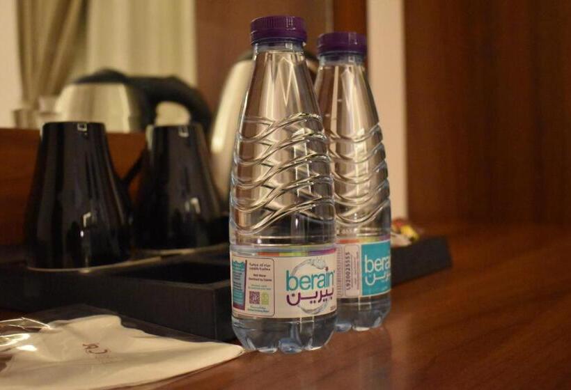 Standard room with outdoor bath, دوز للشقق المخدومة