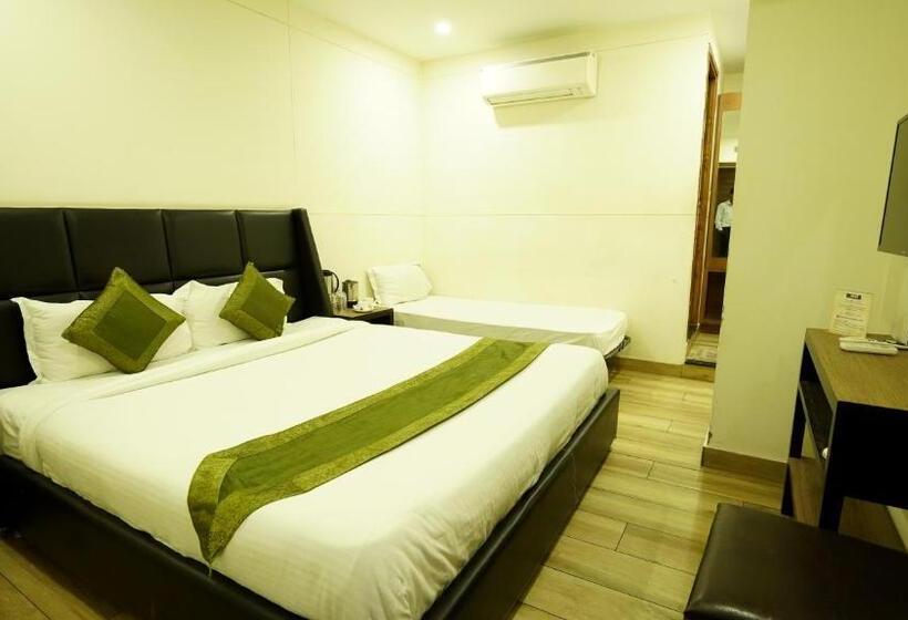 חדר דלוקס, 360